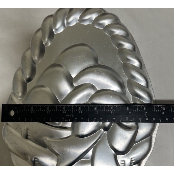 Vintage Wilton Easter Egg Basket #502-1727 Cake Pan 1980 Aluminum Spring - X - Picture 5 of 8